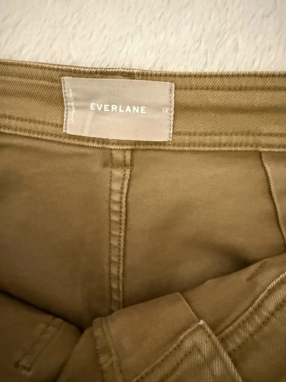 Everlane Olive High-Rise Wide Crop Pants - Picture 9 of 16